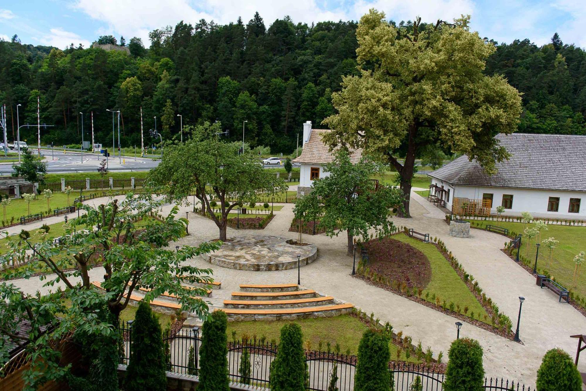 Villa Turris Apartamenty Przy Muszynskim Zamku Muszyna Luaran gambar