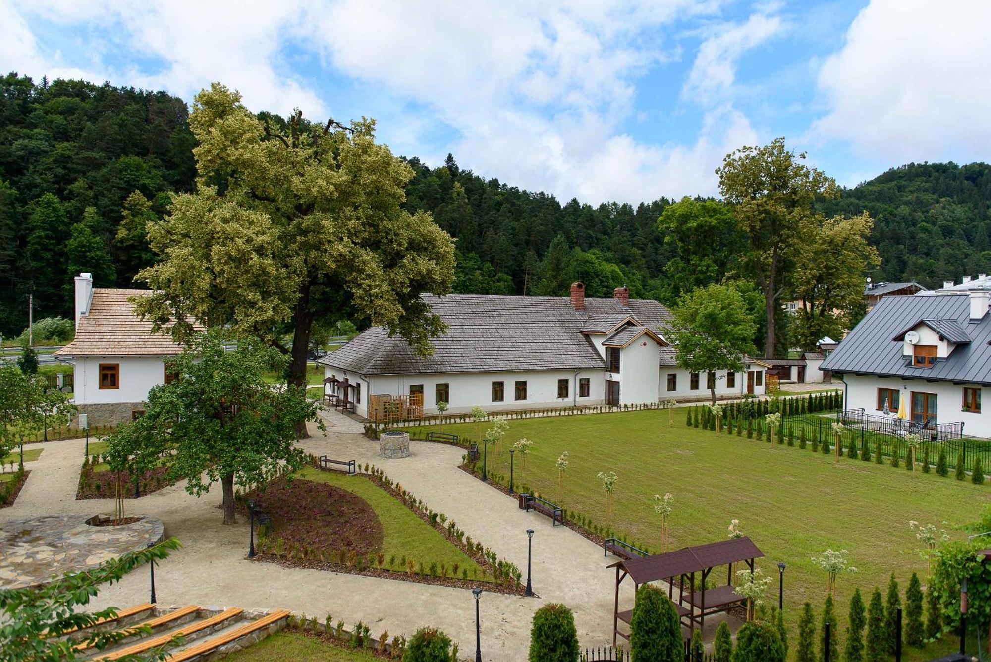 Villa Turris Apartamenty Przy Muszynskim Zamku Muszyna Luaran gambar